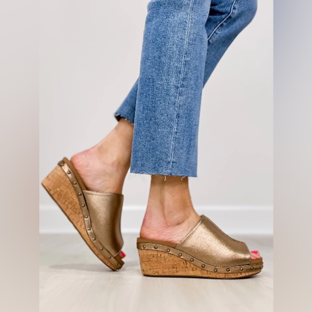 Corkys Bronze Hissy Wedges - Picture 2 of 7